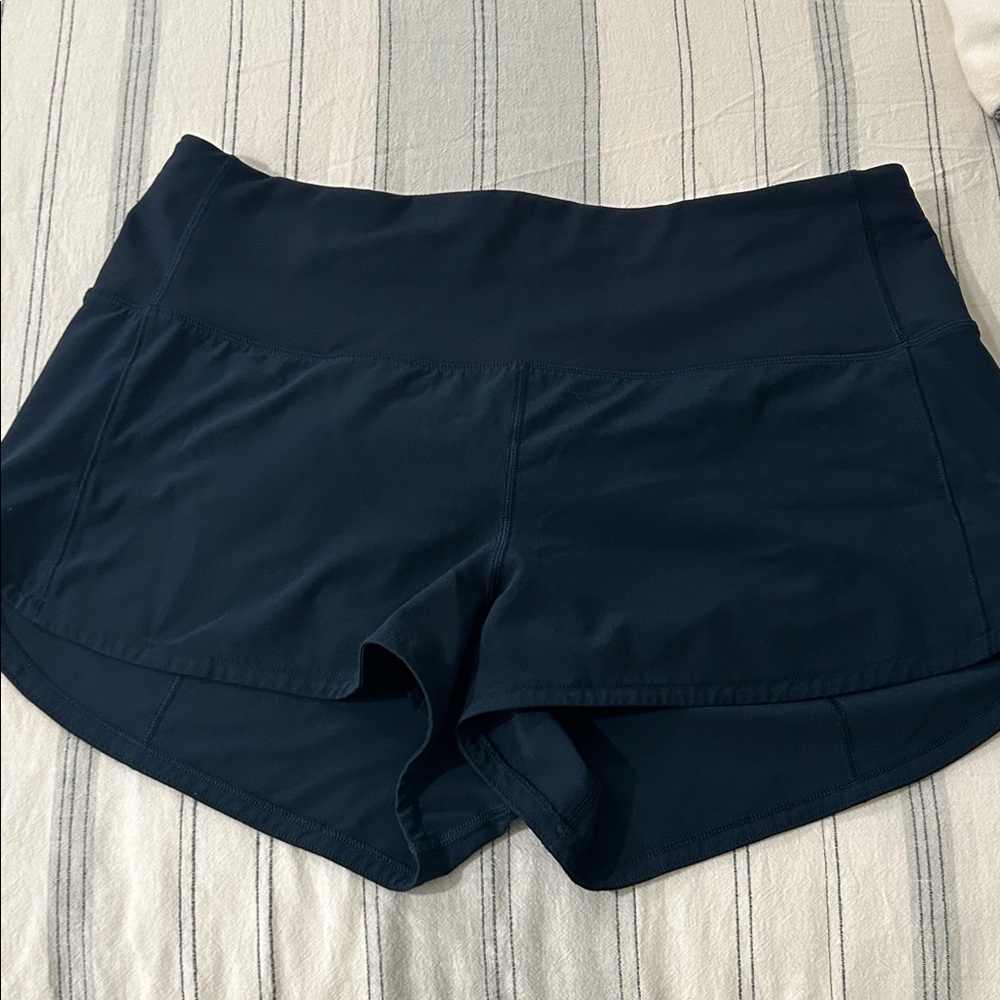 Lululemon Dark Blue Speed Up Shorts high rise Size 8